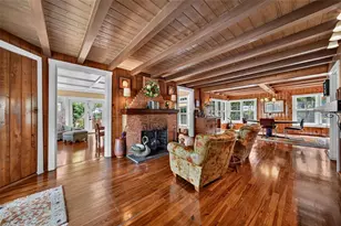 4451 Charles Ln, Sarasota, FL 34234 - Photo 9