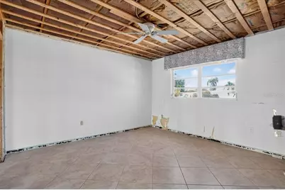 17 Seaside Court, Holmes Beach, FL 34217 - Photo 13