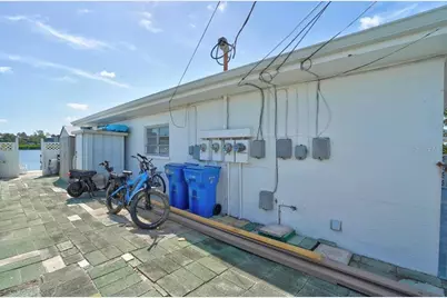 17 Seaside Court, Holmes Beach, FL 34217 - Photo 21
