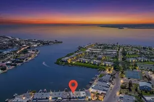 17 Seaside Ct, Holmes Beach, FL 34217 - Photo 23
