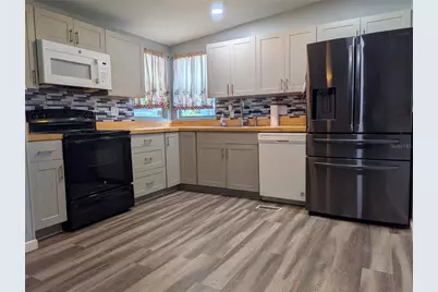 7111 142nd Avenue N #Lot 101, Largo, FL 33771 - Photo 3