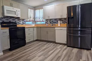 7111 142nd Ave N, Largo, FL 33771 - Photo 3