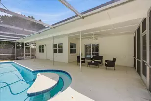 5726 Waneta Pl, Sarasota, FL 34231 - Photo 41