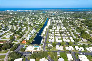 2126 Riverbluff Pkwy, Sarasota, FL 34231 - Photo 59