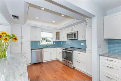 2126 Riverbluff Parkway #V323, Sarasota, FL 34231 - Photo 17