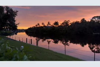 2126 Riverbluff Parkway #V323, Sarasota, FL 34231 - Photo 3