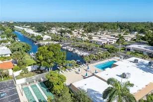 2126 Riverbluff Pkwy, Sarasota, FL 34231 - Photo 61