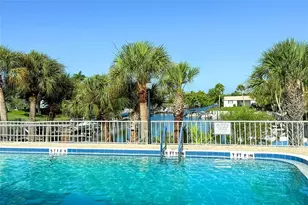 2126 Riverbluff Pkwy, Sarasota, FL 34231 - Photo 73