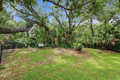 1063 Greystone Lane, Sarasota, FL 34232 - Photo 35