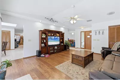 1063 Greystone Lane, Sarasota, FL 34232 - Photo 9