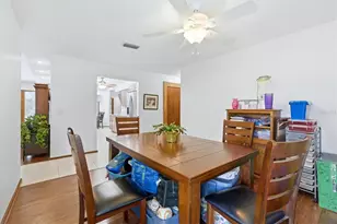 1063 Greystone Ln, Sarasota, FL 34232 - Photo 15