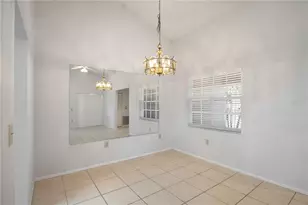 3411 57th Ave Dr W, Bradenton, FL 34210 - Photo 9