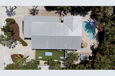 110 Palm Avenue, Anna Maria, FL 34216 - Photo 33