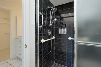 5617 Evergreen Dr #27, Sarasota, FL 34233 - Photo 39
