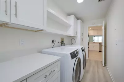 5617 Evergreen Dr #27, Sarasota, FL 34233 - Photo 43