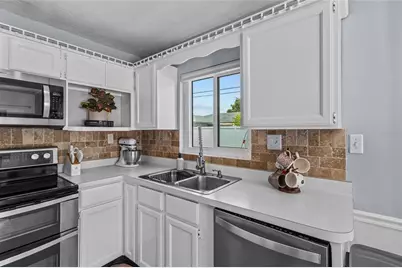 3943 Eton Place, Sarasota, FL 34241 - Photo 7