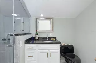 3348 Alamo Ln, Sarasota, FL 34235 - Photo 71