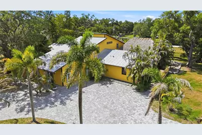 3348 Alamo Lane, Sarasota, FL 34235 - Photo 7