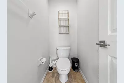4414 67th Avenue Circle E, Sarasota, FL 34243 - Photo 15