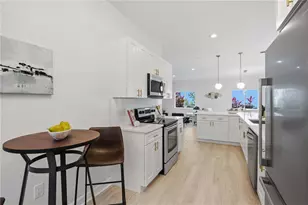 4320 Marcott Cir, Sarasota, FL 34233 - Photo 25