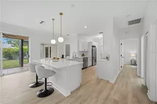 4320 Marcott Cir, Sarasota, FL 34233 - Photo 23