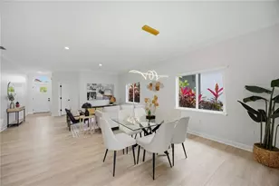 4320 Marcott Cir, Sarasota, FL 34233 - Photo 17