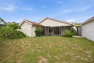 4320 Marcott Cir, Sarasota, FL 34233 - Photo 49