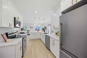 4320 Marcott Cir, Sarasota, FL 34233 - Photo 27