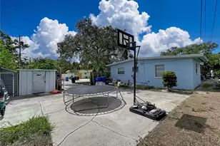 801 51st Ave S, Saint Petersburg, FL 33705 - Photo 9