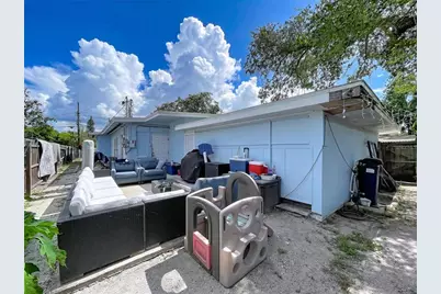 801 51st Avenue S, Saint Petersburg, FL 33705 - Photo 9