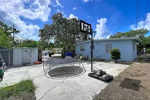 801 51st Ave S, Saint Petersburg, FL 33705 - Photo 43