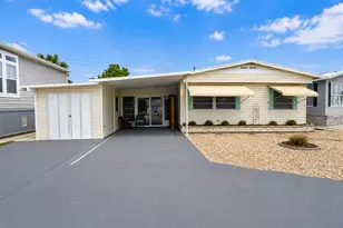 1912 Indiana Ave, Bradenton, FL 34207 - Photo 1