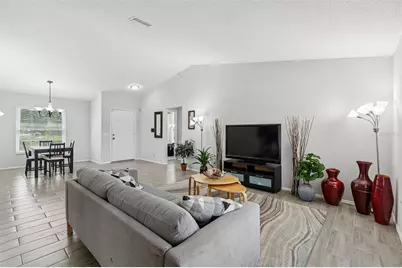 201 113th Street E, Bradenton, FL 34212 - Photo 13