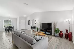 201 113th St E, Bradenton, FL 34212 - Photo 13