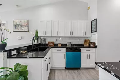 201 113th Street E, Bradenton, FL 34212 - Photo 23