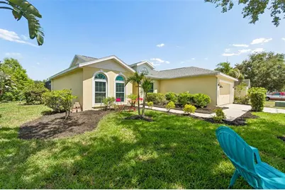 201 113th Street E, Bradenton, FL 34212 - Photo 3