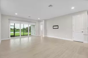 1099 Waterline Ct, Sarasota, FL 34240 - Photo 23