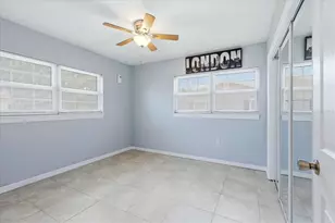 910 16th Ave W, Palmetto, FL 34221 - Photo 15