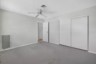 166 Circlewood Dr, Venice, FL 34293 - Photo 21
