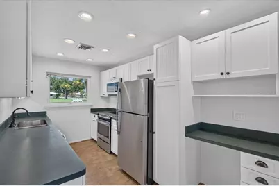 166 Circlewood Drive #101, Venice, FL 34293 - Photo 9