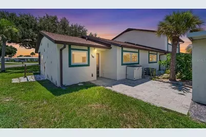 166 Circlewood Drive #101, Venice, FL 34293 - Photo 3