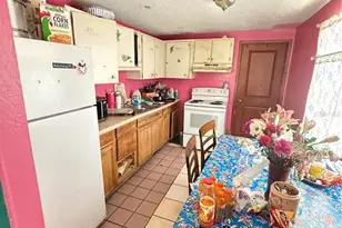 4212 9th St E, Bradenton, FL 34208 - Photo 3