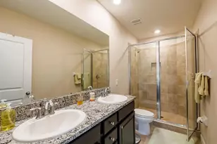 8688 Ice Wine St, Sarasota, FL 34238 - Photo 11