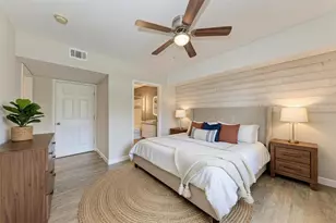 1195 Villagio Cir, Sarasota, FL 34237 - Photo 7
