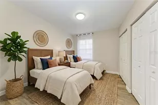 1195 Villagio Cir, Sarasota, FL 34237 - Photo 13