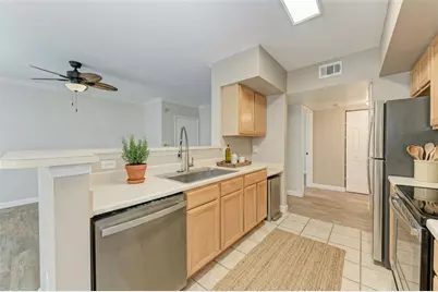 1195 Villagio Circle #101, Sarasota, FL 34237 - Photo 5
