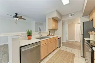 1195 Villagio Cir, Sarasota, FL 34237 - Photo 5