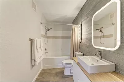 1195 Villagio Circle #101, Sarasota, FL 34237 - Photo 11