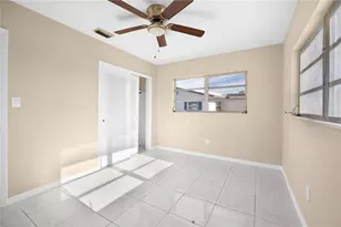 275 Lakeview Dr, North Fort Myers, FL 33917 - Photo 13