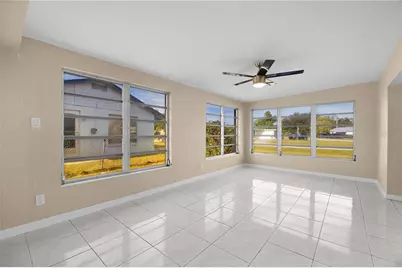 275 Lakeview Drive, North Fort Myers, FL 33917 - Photo 7
